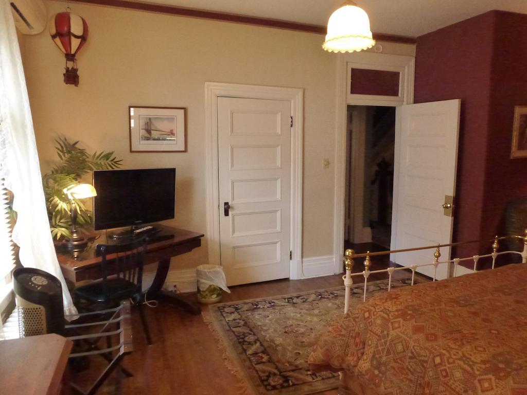 Auberge King Edward Bed And Breakfast 오타와 객실 사진