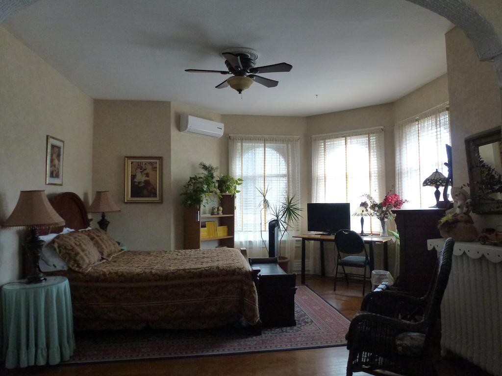 Auberge King Edward Bed And Breakfast 오타와 객실 사진